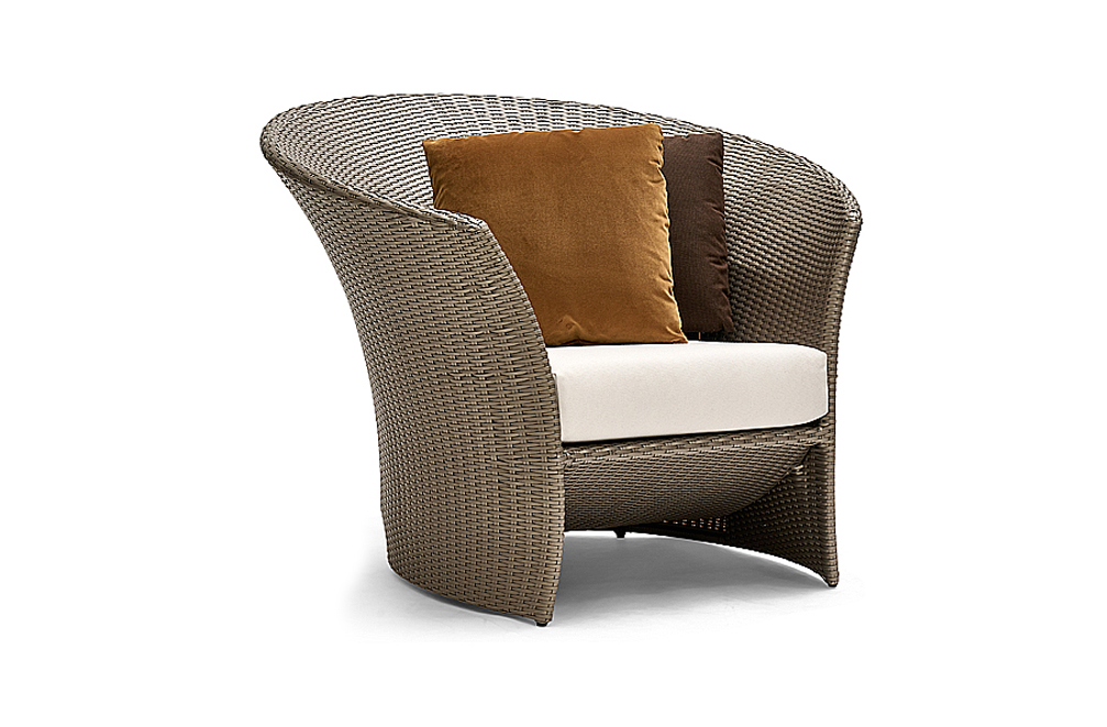 Removing dust scratches and surface defects from modern armchair photo